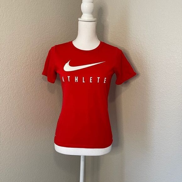 Nike dri fit Athlete Short Sleeve Tee - Picture 1 of 4